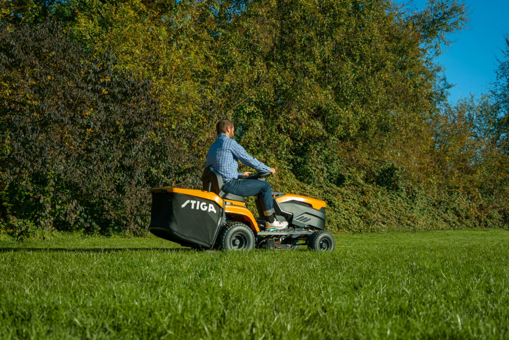 Stiga Estate 384e